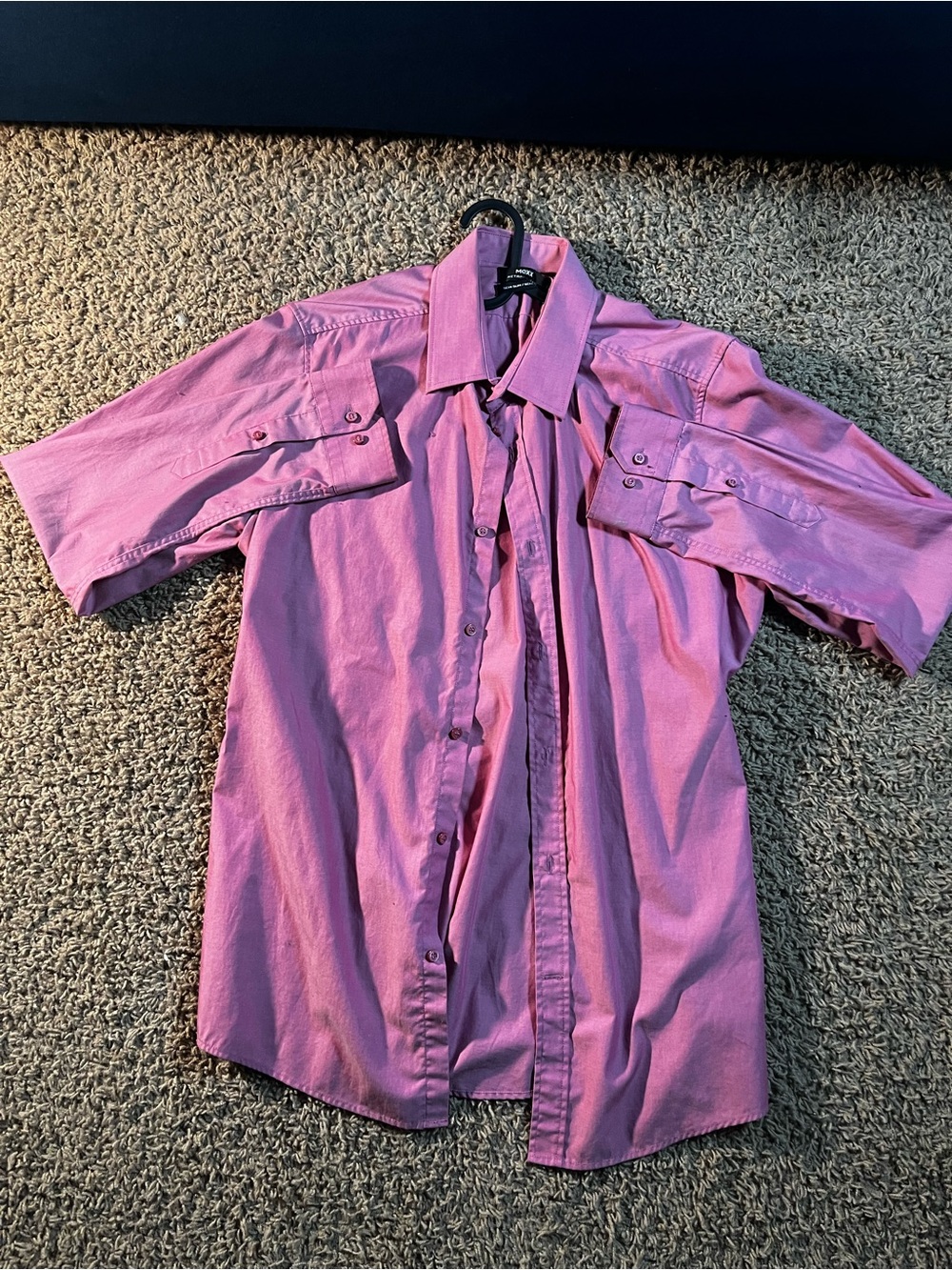 Men's Short-Sleeve Button-Down Shirt in Pink